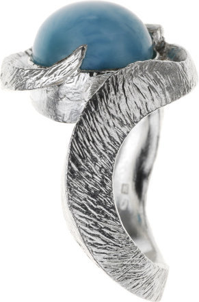 Serpent Ring with stone