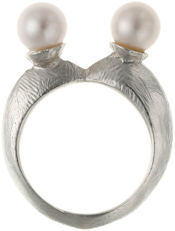 Double pearl Ring
