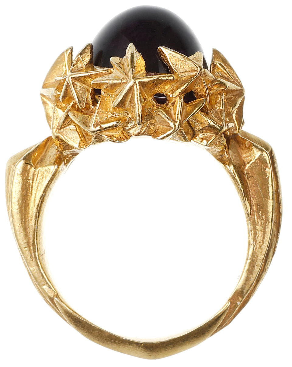 Star Ring with Stone